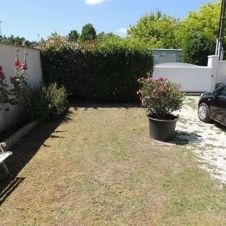 Semesterbostad House Adorable Maisonnette A Meschers-sur-Gironde