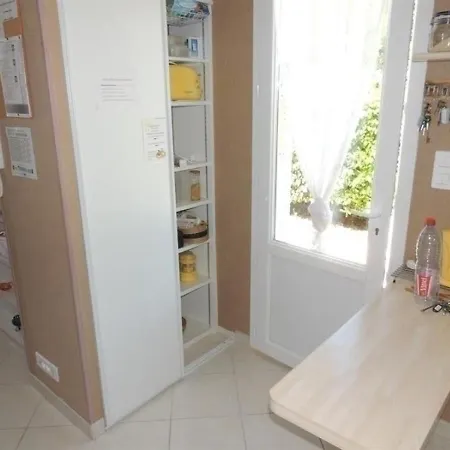House Adorable Maisonnette A Semesterbostad *